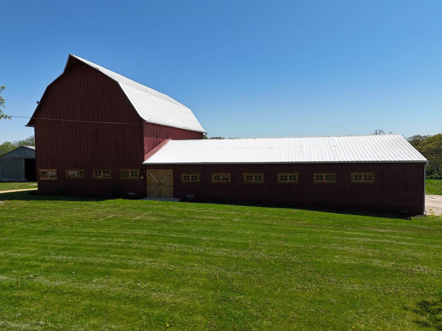 4895 West Stephenson Street Road, Freeport, IL 61032