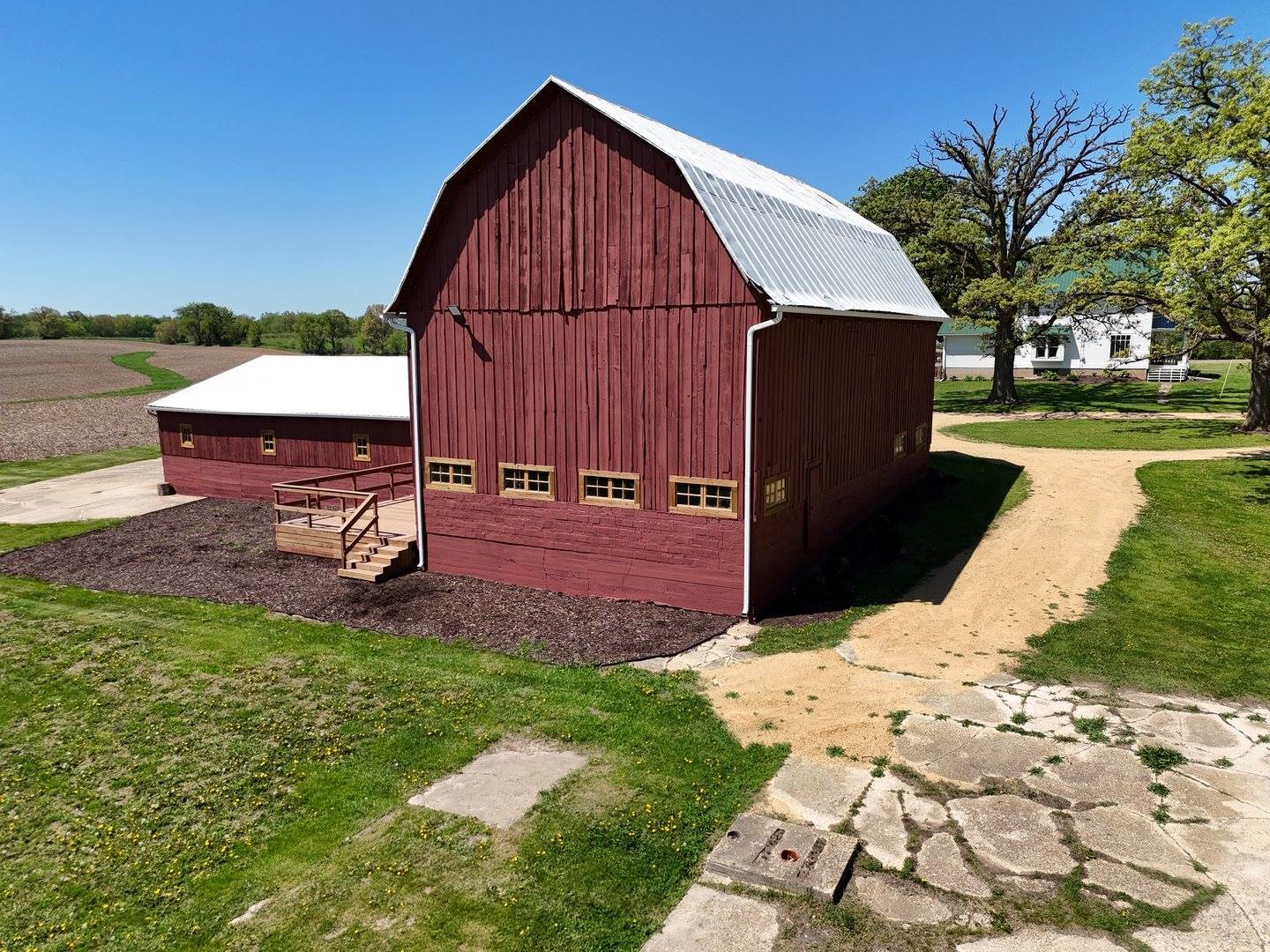 4895 West Stephenson Street Road, Freeport, IL 61032