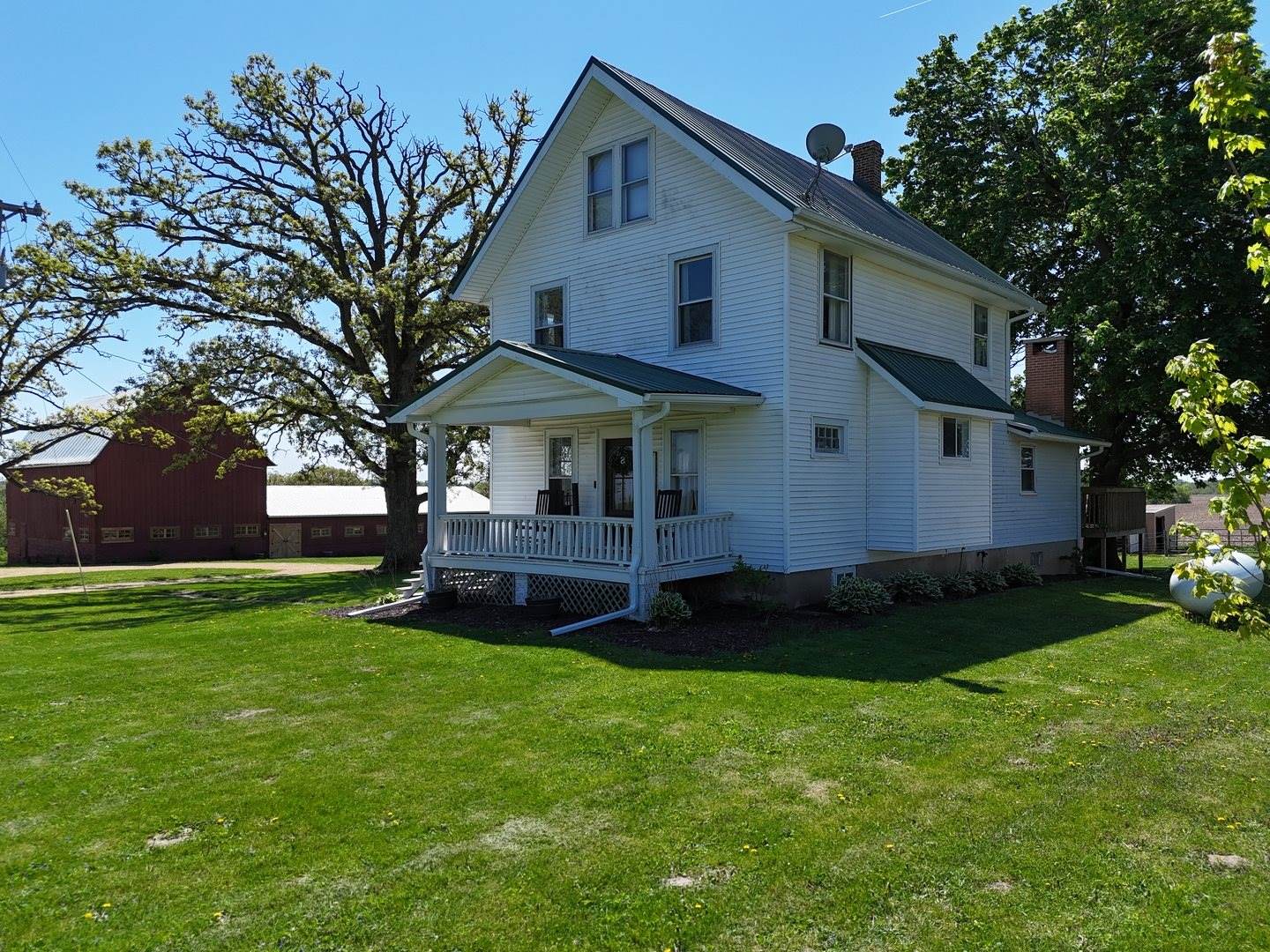 4895 West Stephenson Street Road, Freeport, IL 61032