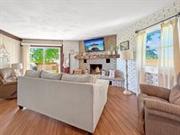 4895 West Stephenson Street Road, Freeport, IL 61032