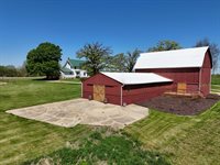 4895 West Stephenson Street Road, Freeport, IL 61032