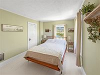 4895 West Stephenson Street Road, Freeport, IL 61032