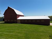 4895 West Stephenson Street Road, Freeport, IL 61032