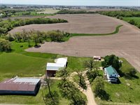 4895 West Stephenson Street Road, Freeport, IL 61032