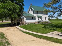 4895 West Stephenson Street Road, Freeport, IL 61032