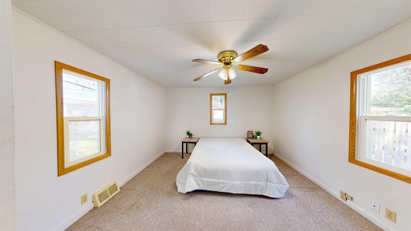 2018 21ST St S, La Crosse, WI 54601