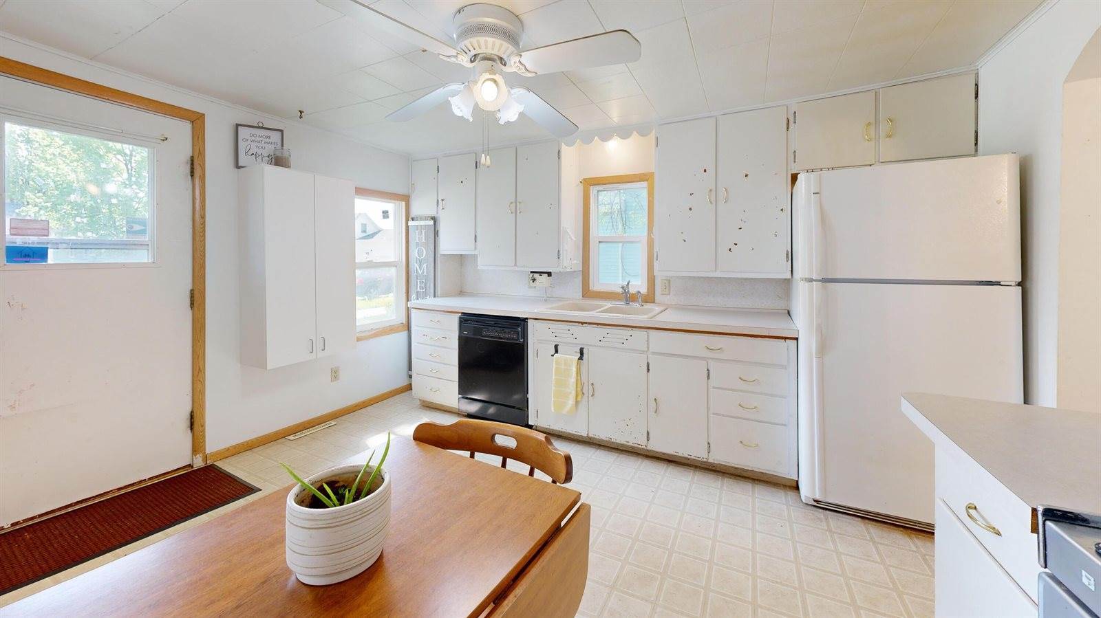 2018 21ST St S, La Crosse, WI 54601