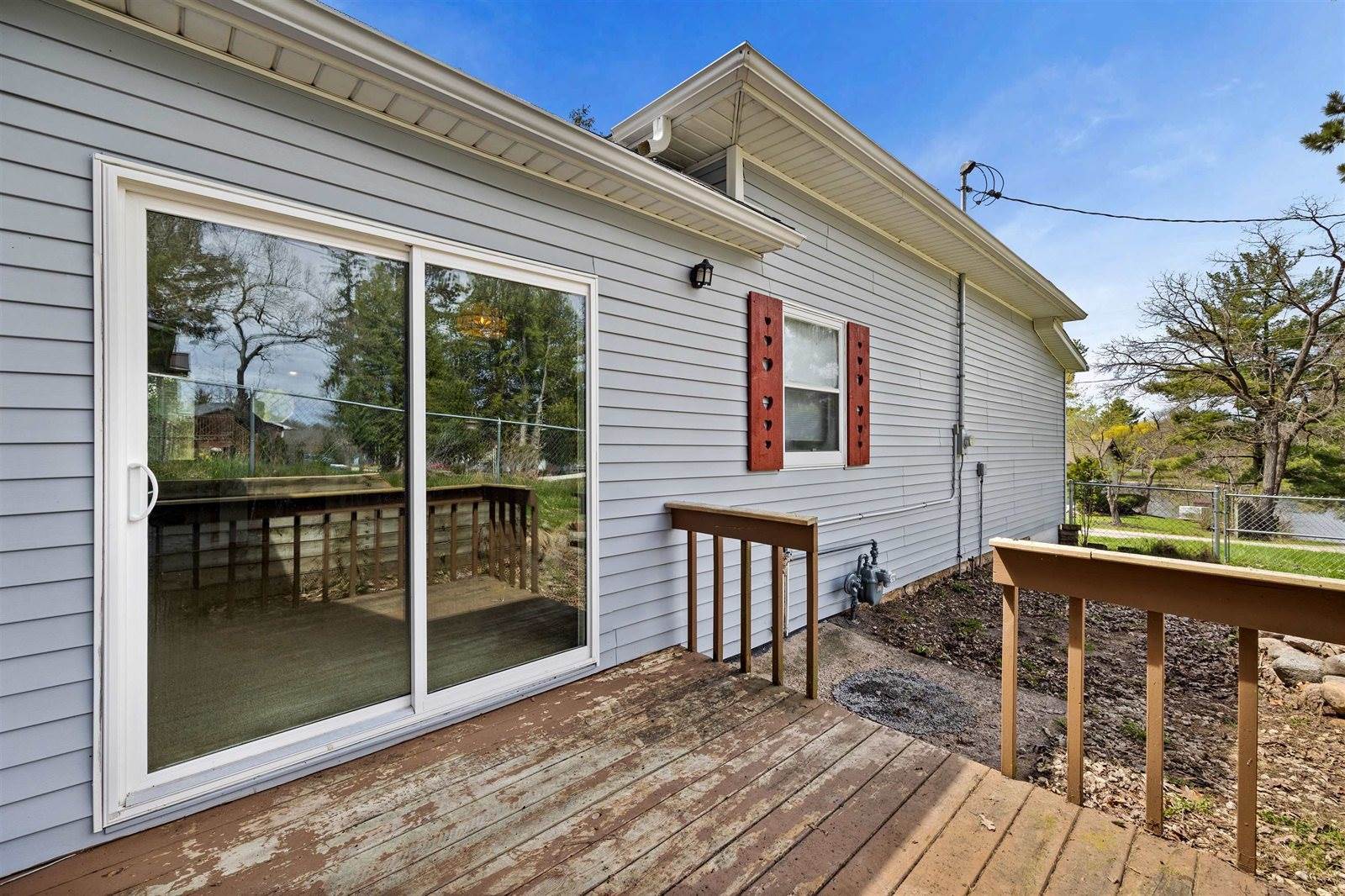 298 Pond Street, Amherst, WI 54406