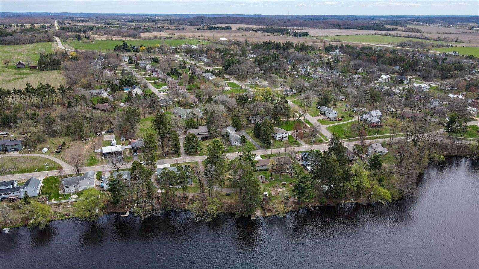 298 Pond Street, Amherst, WI 54406