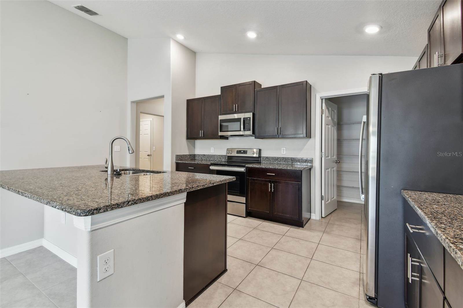 10822 Crushed Grape Drive, Riverview, FL 33578