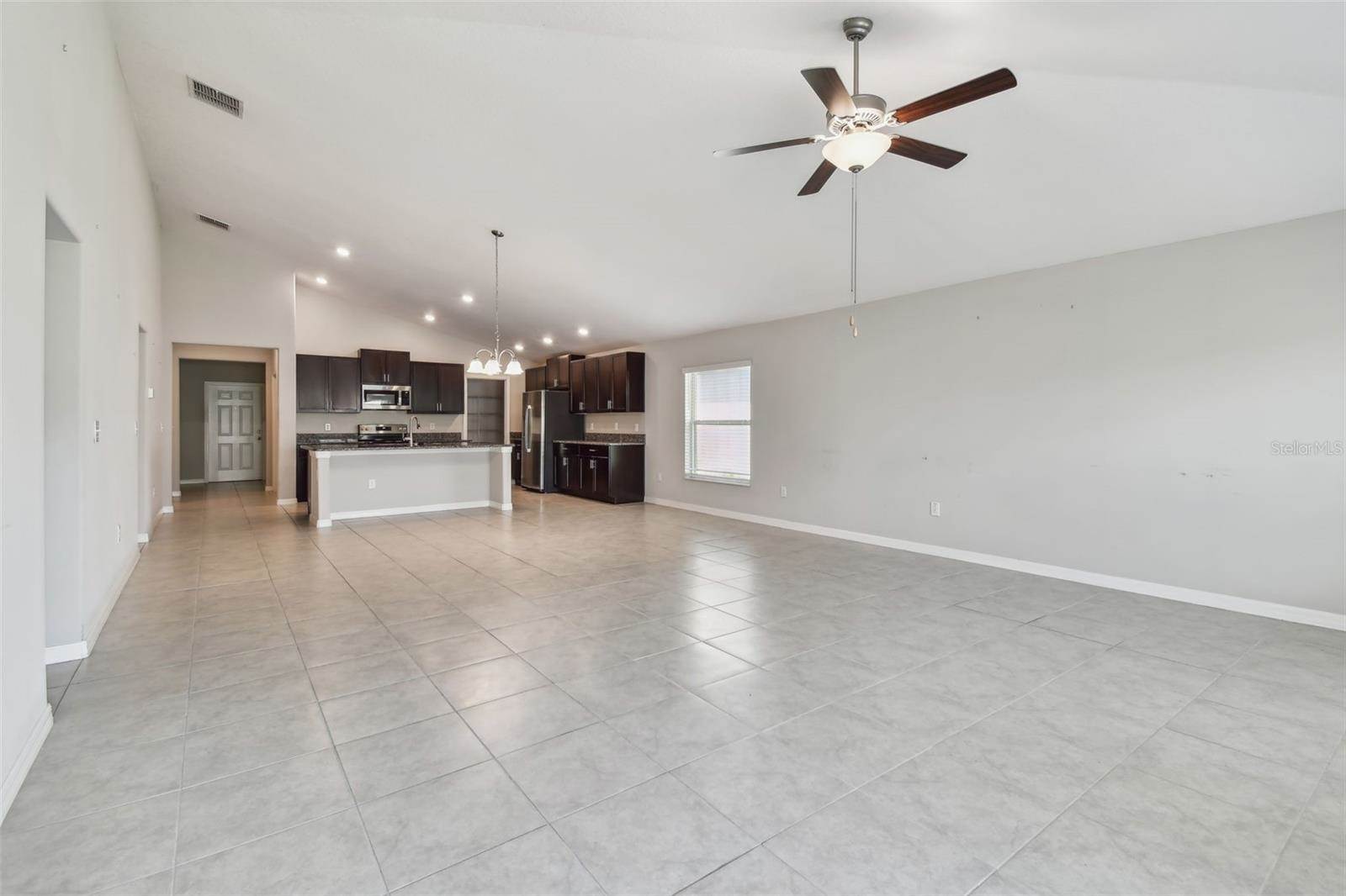 10822 Crushed Grape Drive, Riverview, FL 33578