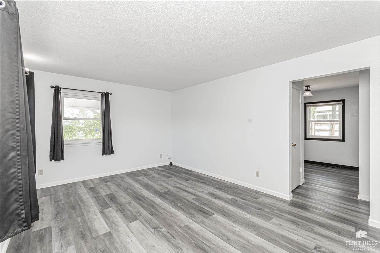 1410 Dries Circle, Junction City, KS 66441