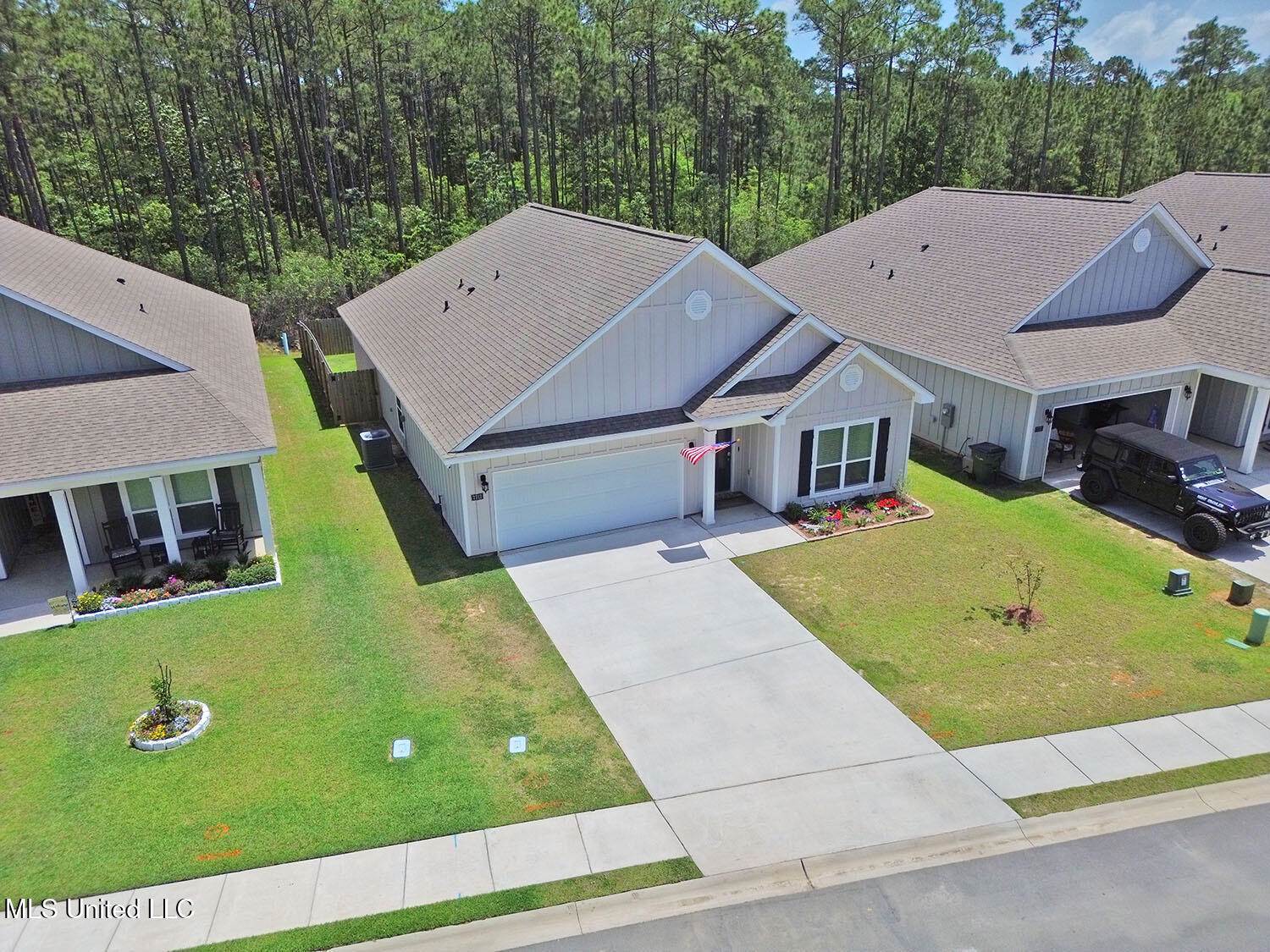 7717 Coral Lane, Ocean Springs, MS 39564