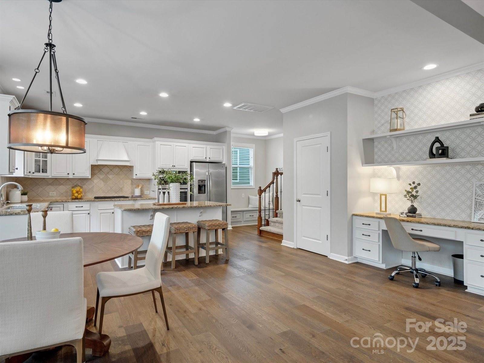 1014 Harrogate Lane, Matthews, NC 28104