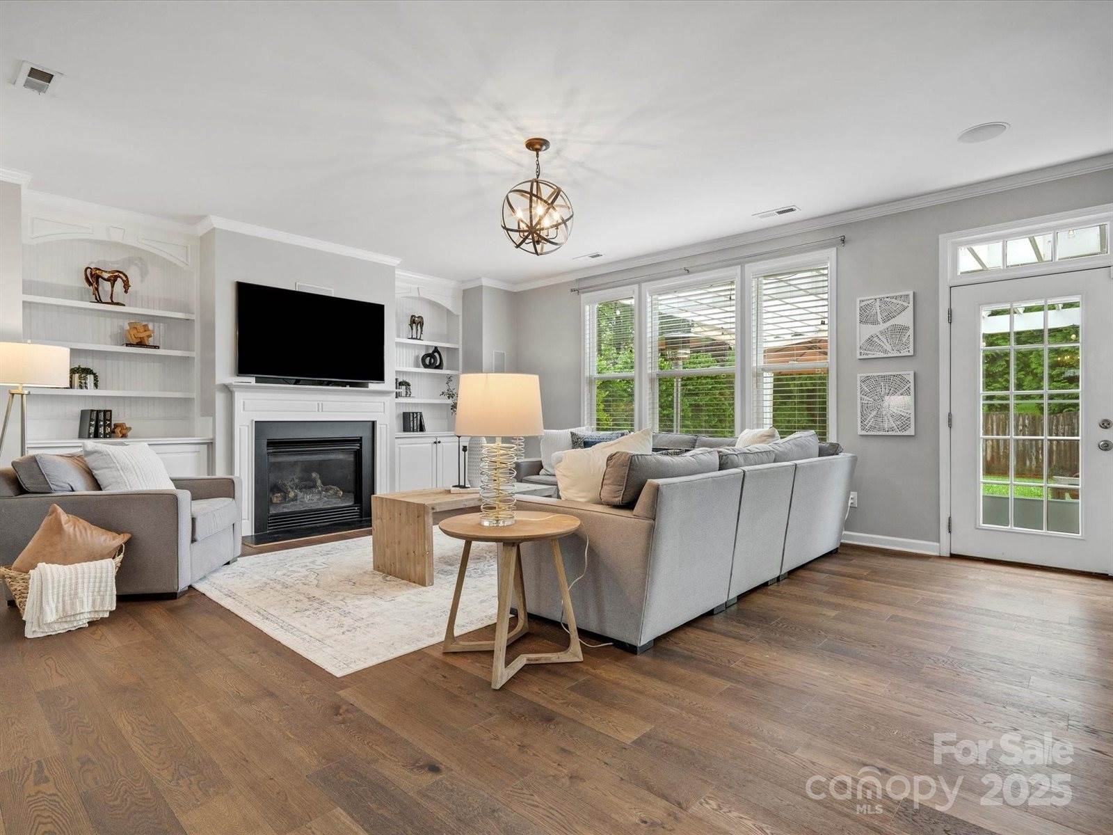 1014 Harrogate Lane, Matthews, NC 28104