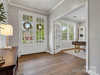 1014 Harrogate Lane, Matthews, NC 28104