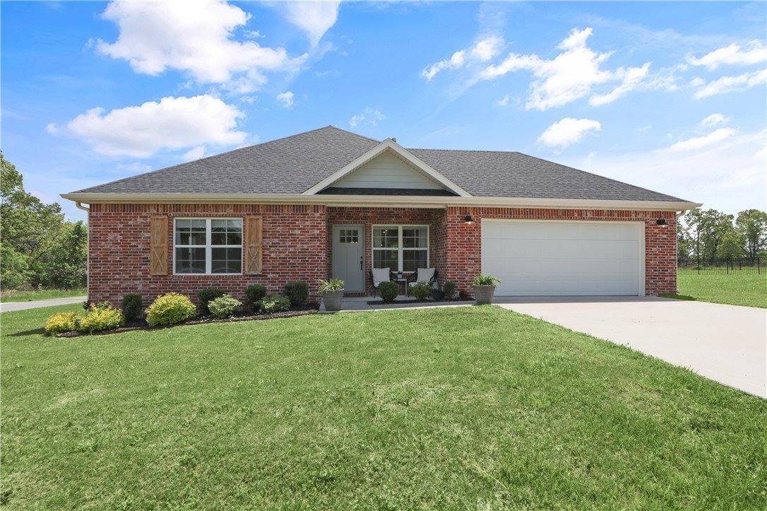 3 Francis Drive, Bella Vista, AR 72715