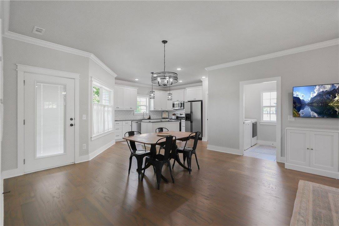 3 Francis Drive, Bella Vista, AR 72715