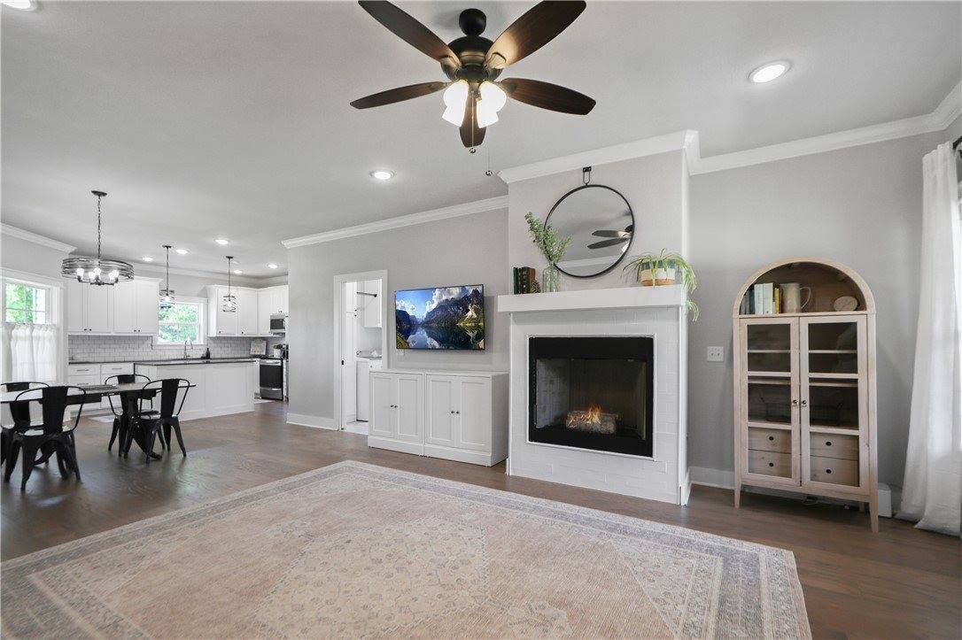 3 Francis Drive, Bella Vista, AR 72715