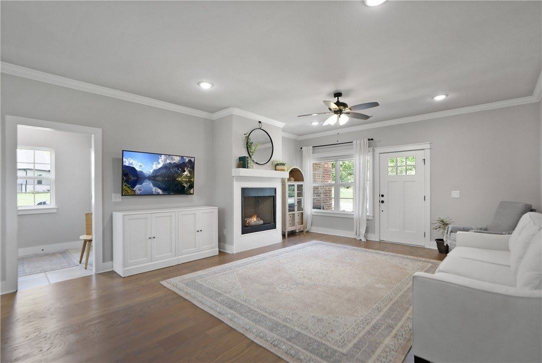 3 Francis Drive, Bella Vista, AR 72715