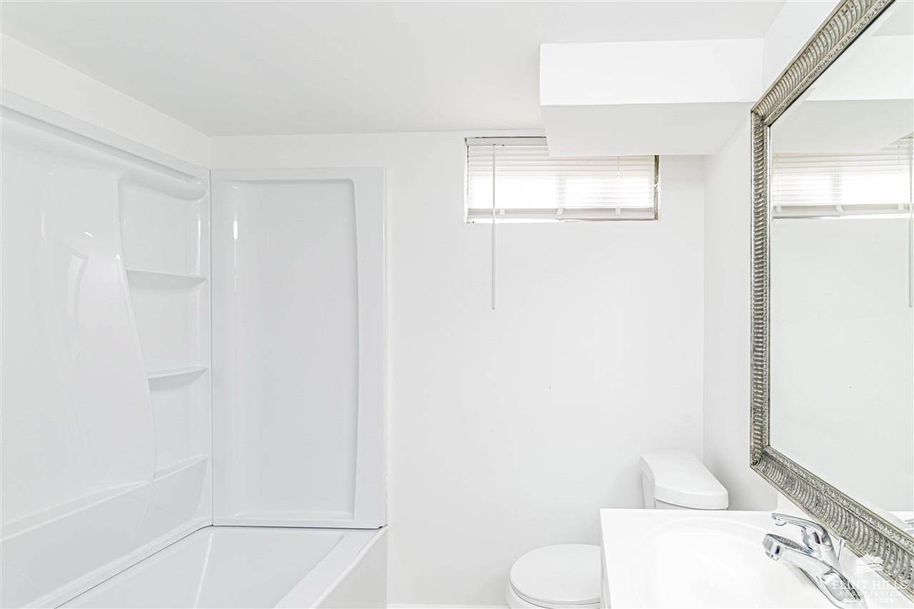 425 West 2nd Street, Junction City, KS 66441