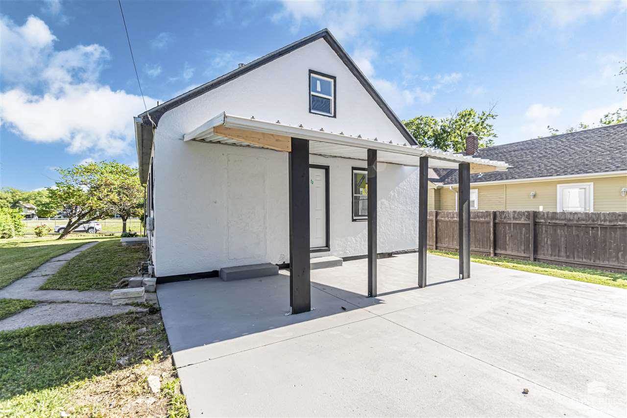 425 West 2nd Street, Junction City, KS 66441