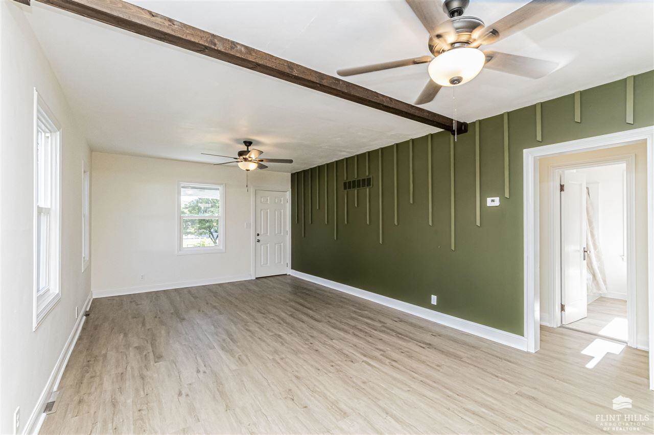 425 West 2nd Street, Junction City, KS 66441