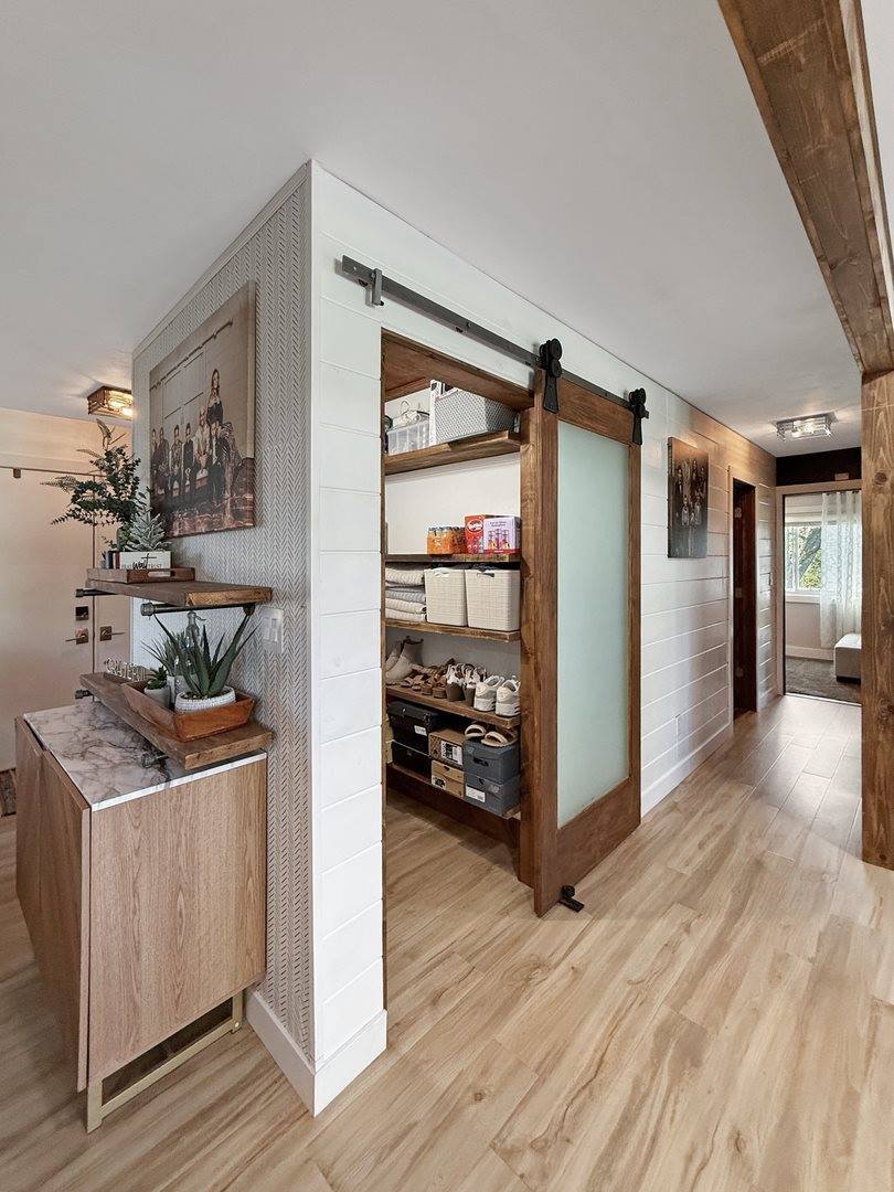 3974 East Cedarville Road, Dakota, IL 61018