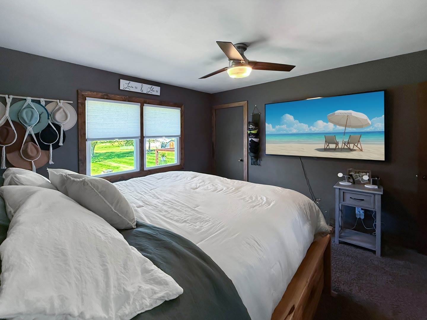 3974 East Cedarville Road, Dakota, IL 61018