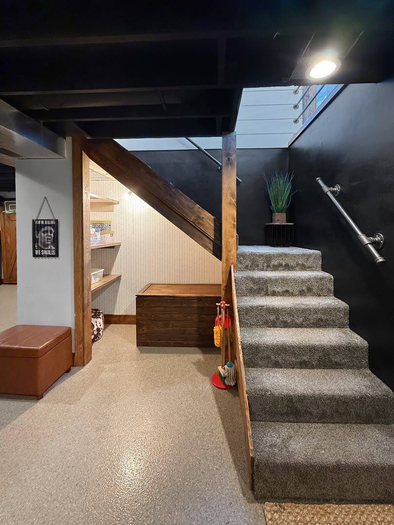 3974 East Cedarville Road, Dakota, IL 61018