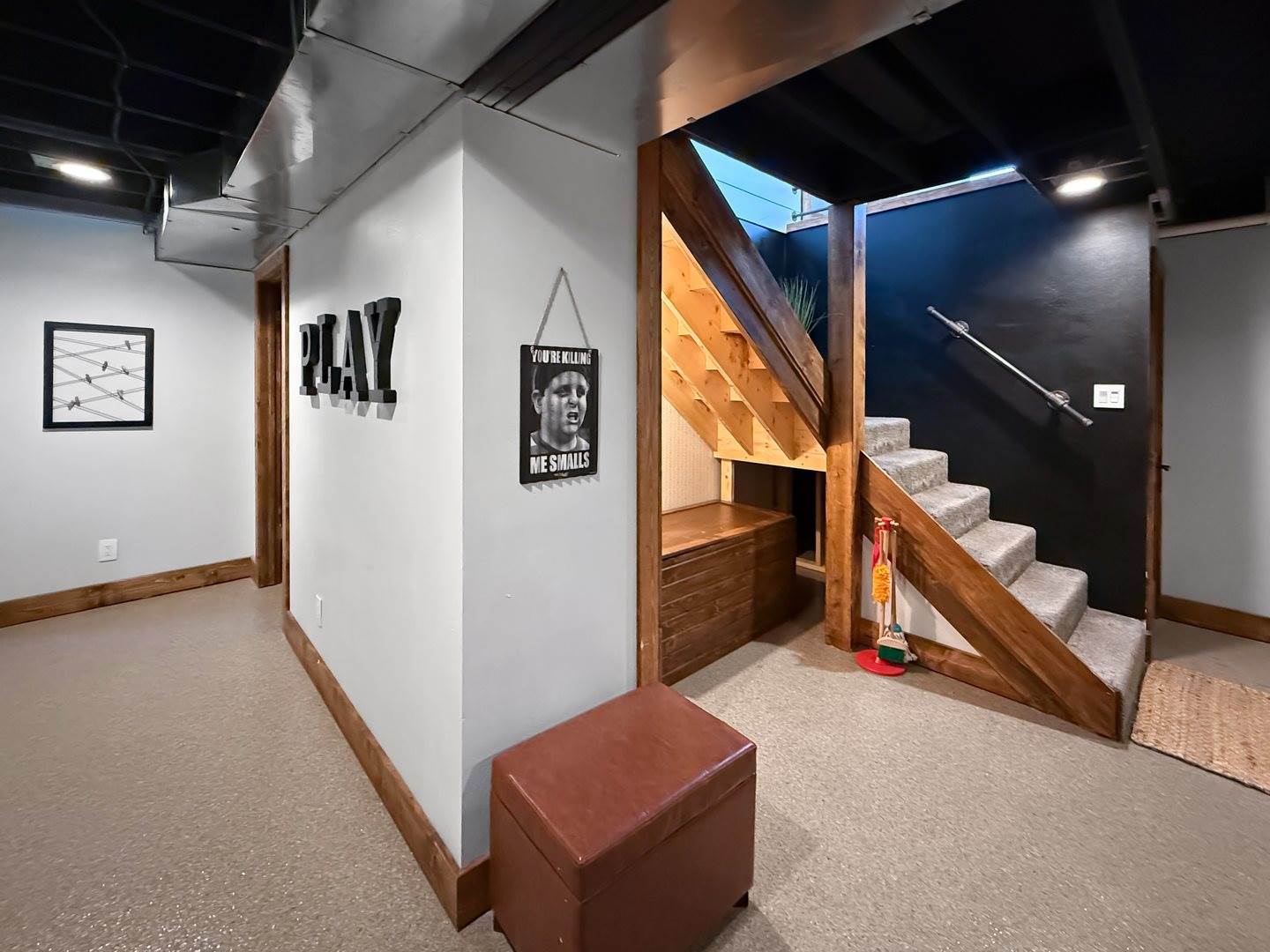 3974 East Cedarville Road, Dakota, IL 61018