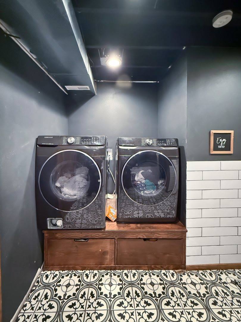 3974 East Cedarville Road, Dakota, IL 61018