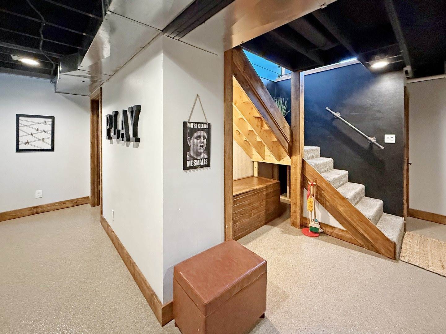 3974 East Cedarville Road, Dakota, IL 61018