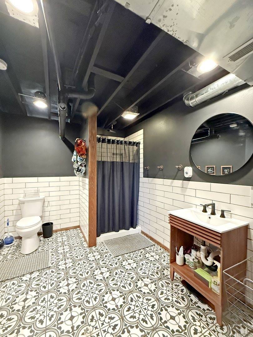 3974 East Cedarville Road, Dakota, IL 61018