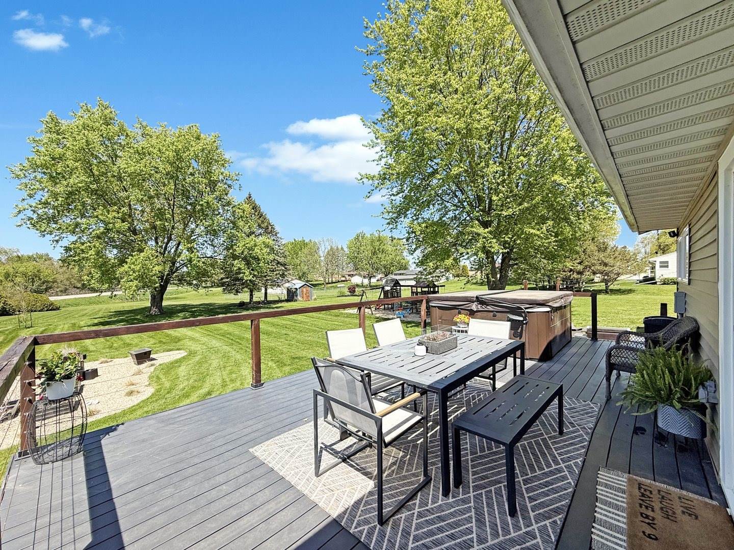 3974 East Cedarville Road, Dakota, IL 61018