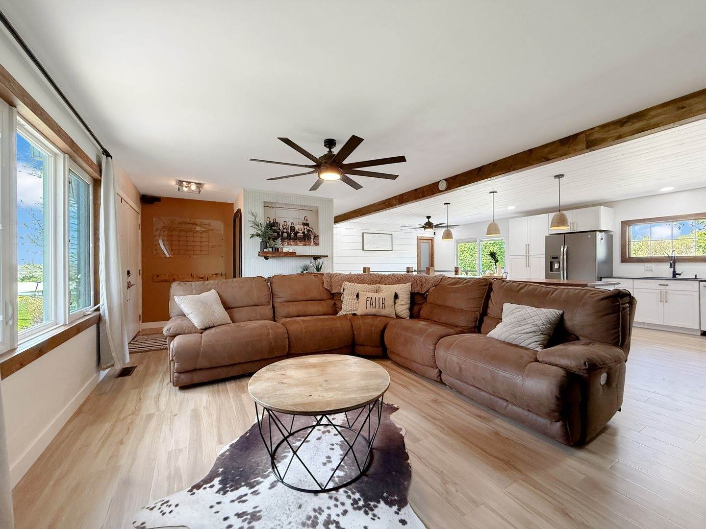 3974 East Cedarville Road, Dakota, IL 61018