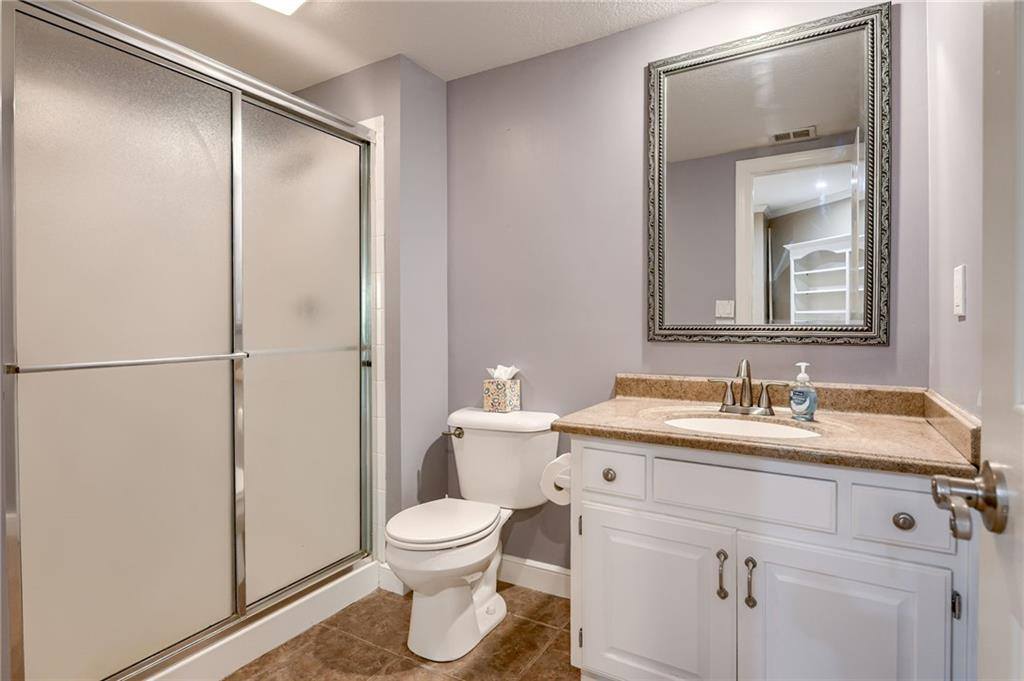 601 SW Forestpark Lane, Lee's Summit, MO 64081