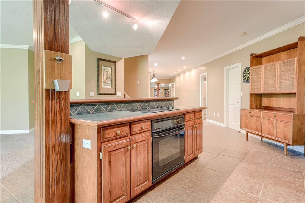 601 SW Forestpark Lane, Lee's Summit, MO 64081