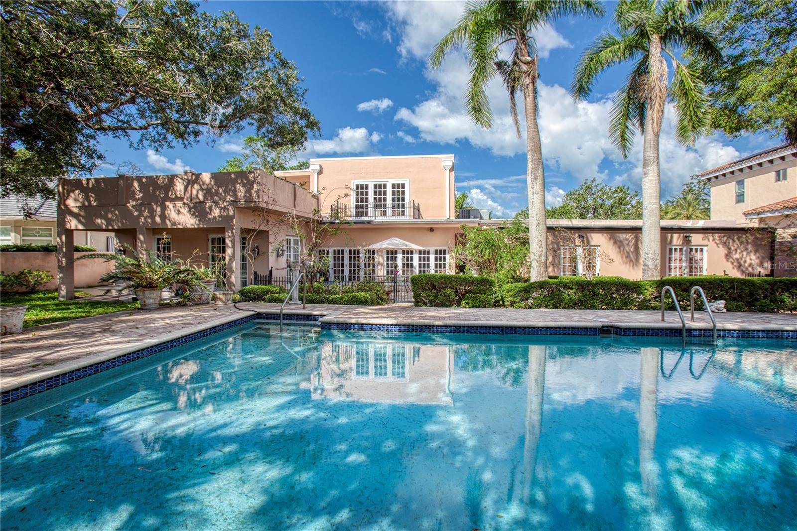 1515 Park Street North, Saint Petersburg, FL 33710