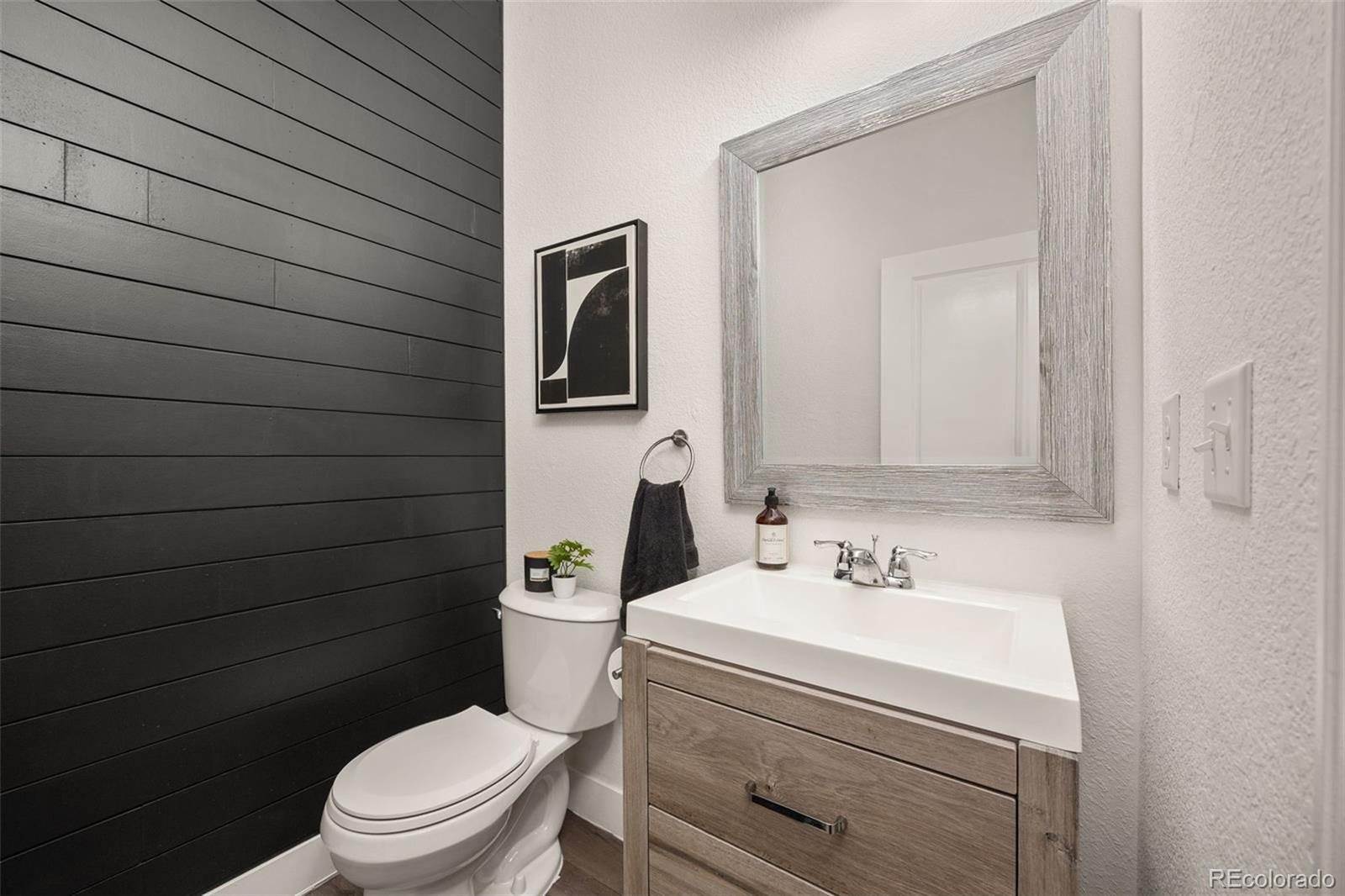 880 Mcmurdo Cir, Castle Rock, CO 80108