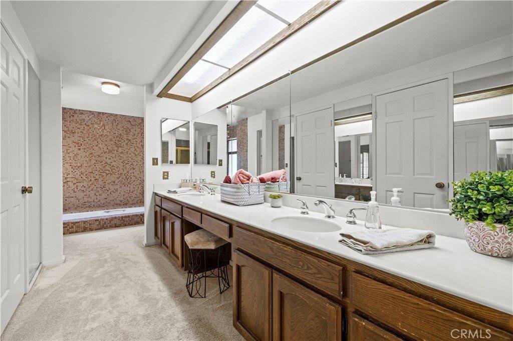 9935 Topeka Drive, Northridge, CA 91324