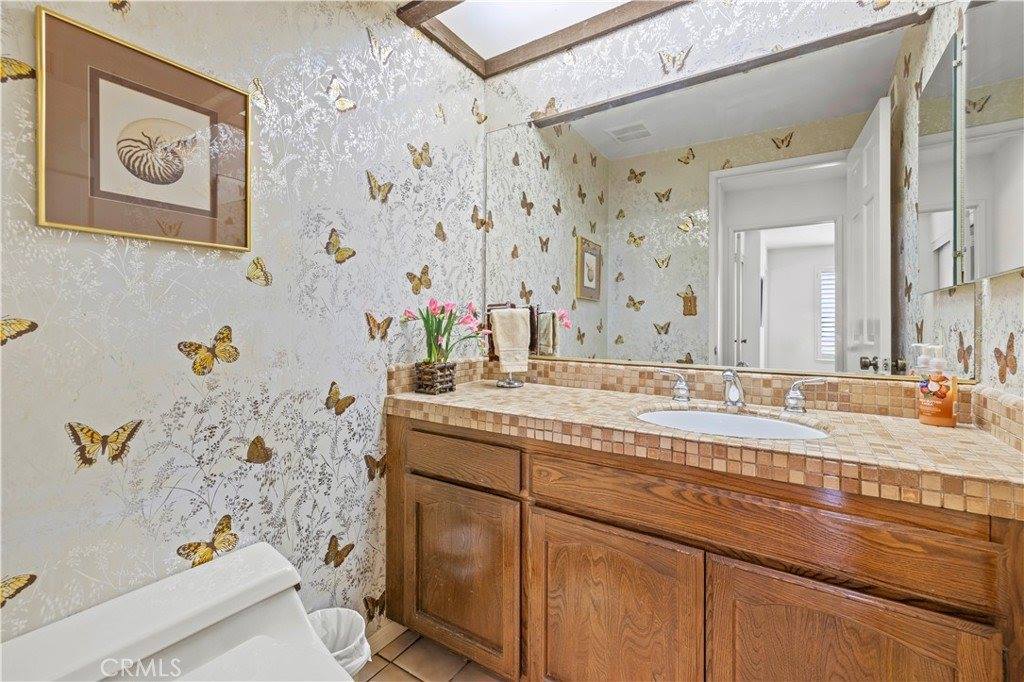 9935 Topeka Drive, Northridge, CA 91324