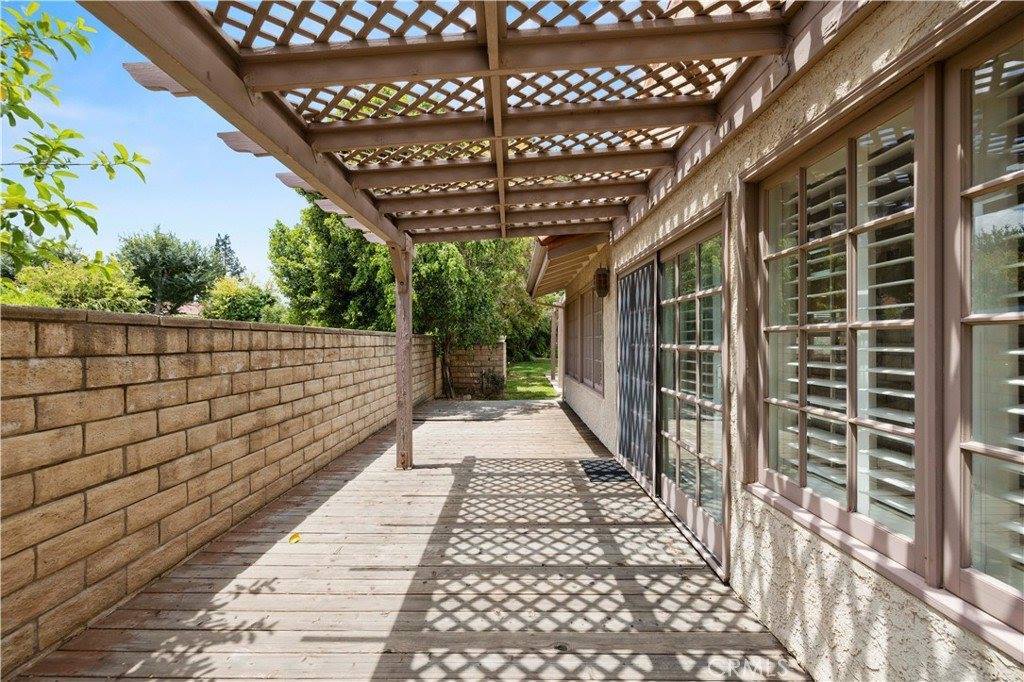 9935 Topeka Drive, Northridge, CA 91324