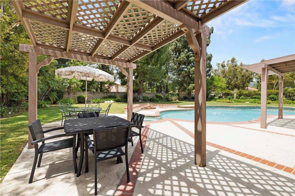 9935 Topeka Drive, Northridge, CA 91324