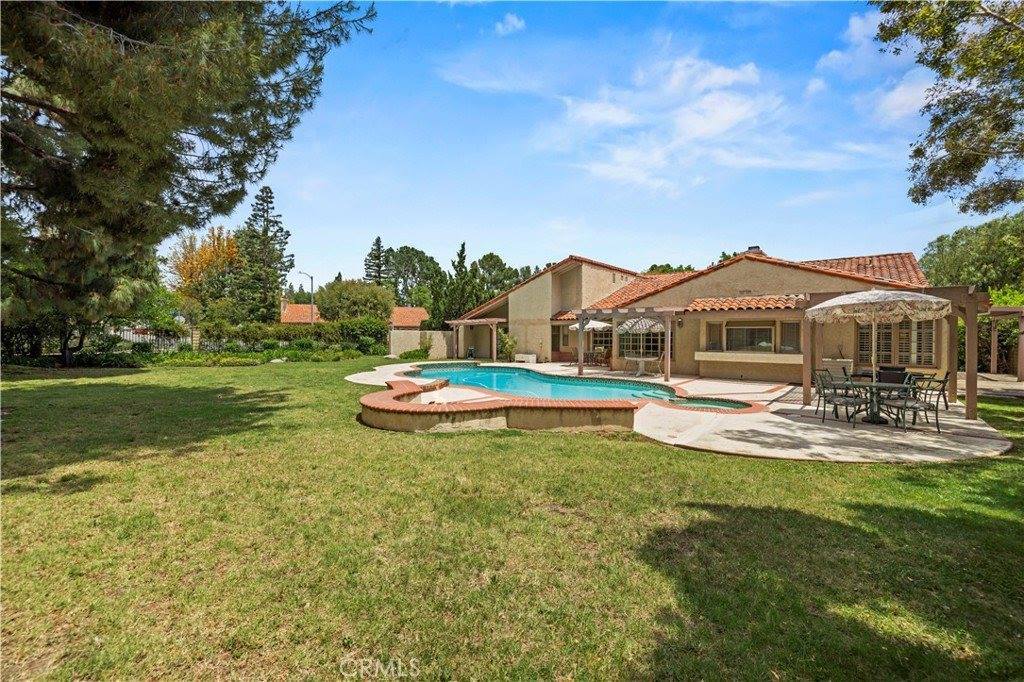 9935 Topeka Drive, Northridge, CA 91324