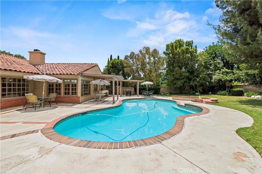 9935 Topeka Drive, Northridge, CA 91324