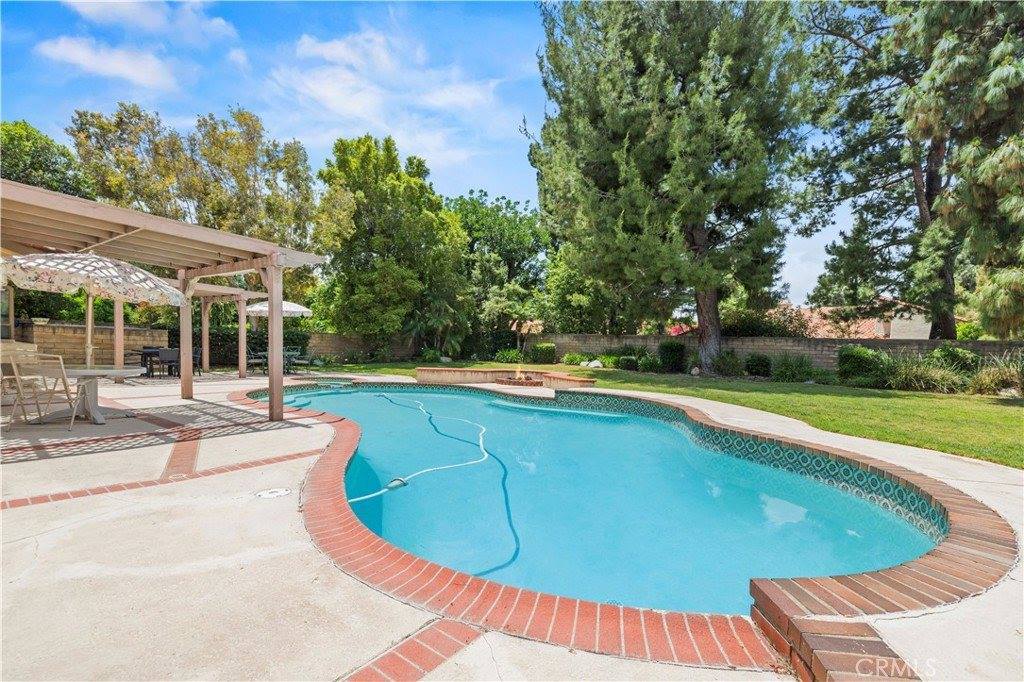 9935 Topeka Drive, Northridge, CA 91324