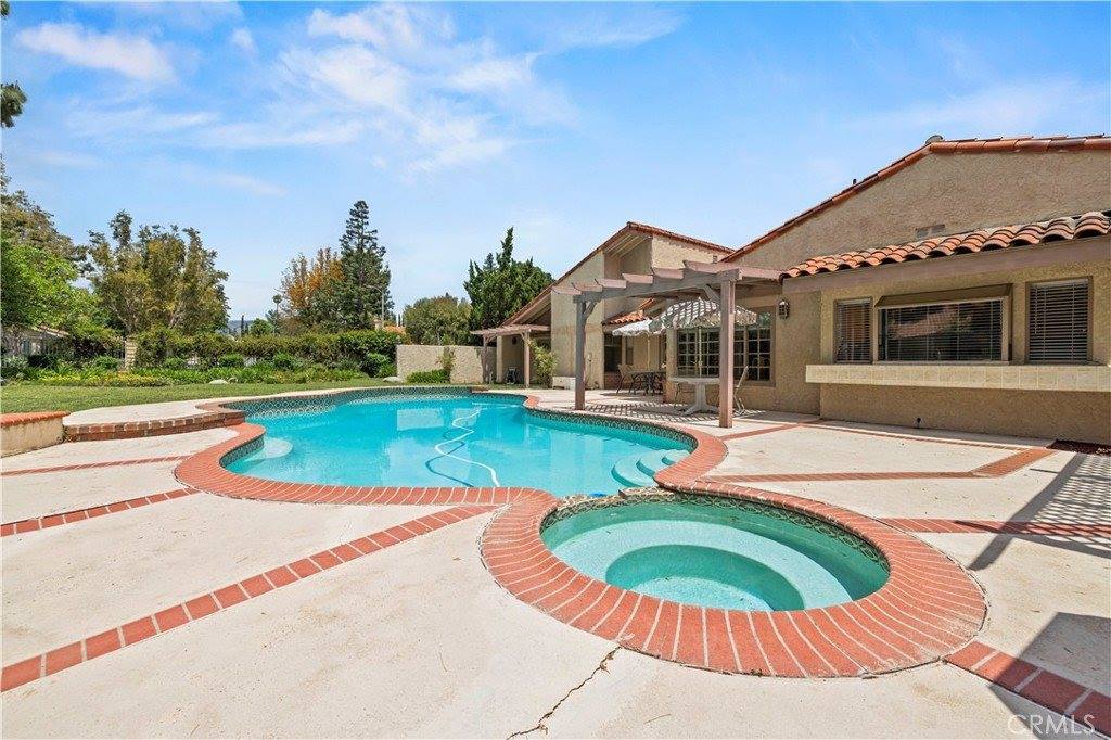 9935 Topeka Drive, Northridge, CA 91324