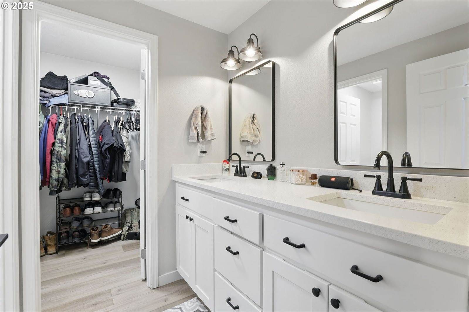 1213 Nichols Ln, ForestGrove, OR 97116