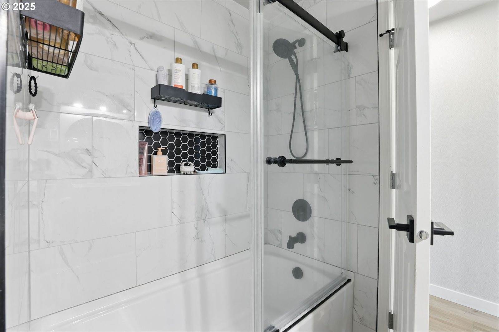 1213 Nichols Ln, ForestGrove, OR 97116